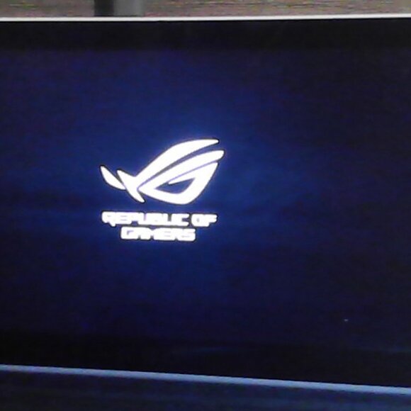 ASUS ROG ALLY - Picture 5 of 6